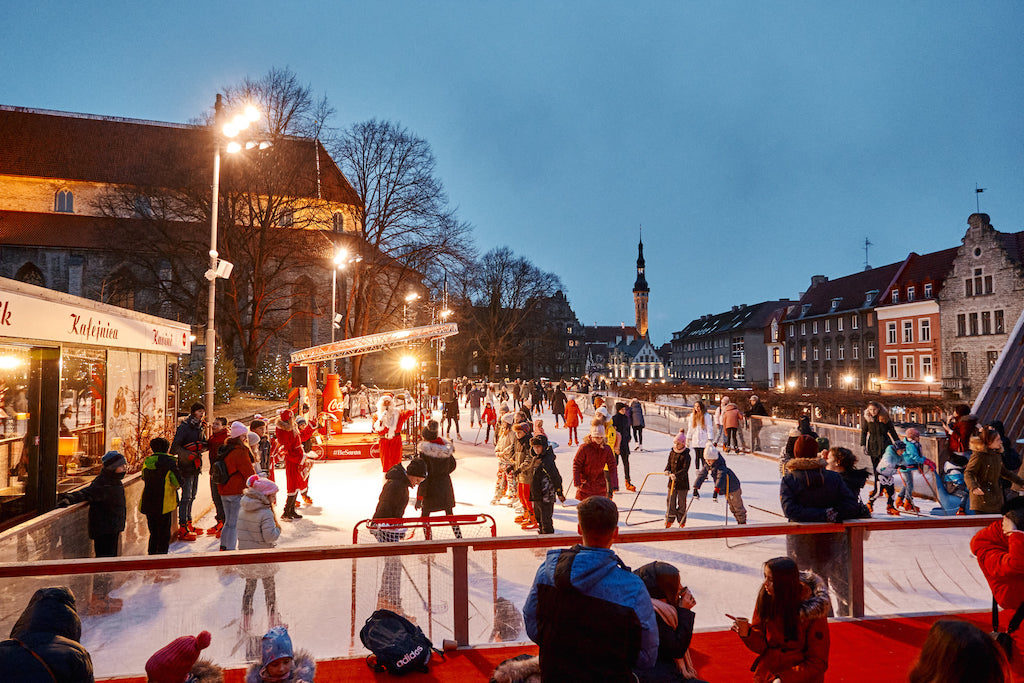 ice-skating-santa-event